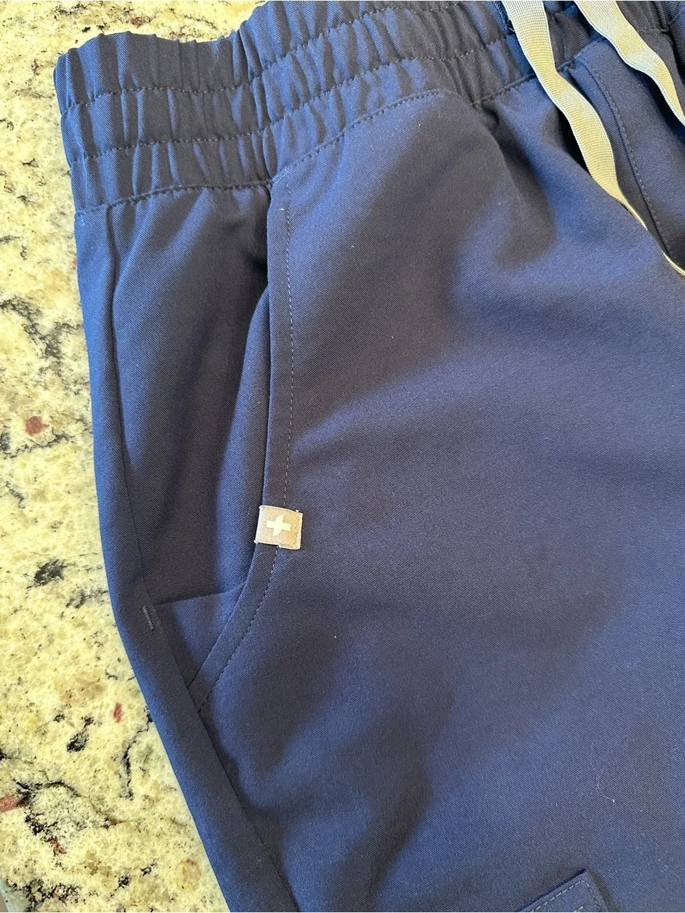 FIGS Zamora Jogger Scrub Pants Women’s XS Navy Blue W20SW2028 Medical Uniform
